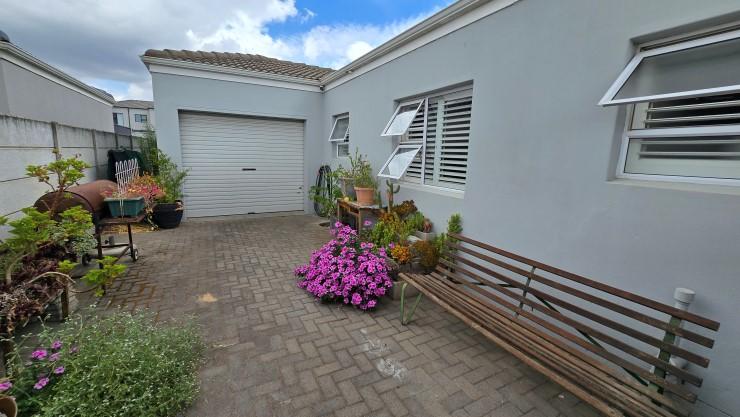 3 Bedroom Property for Sale in Zonnendal Western Cape